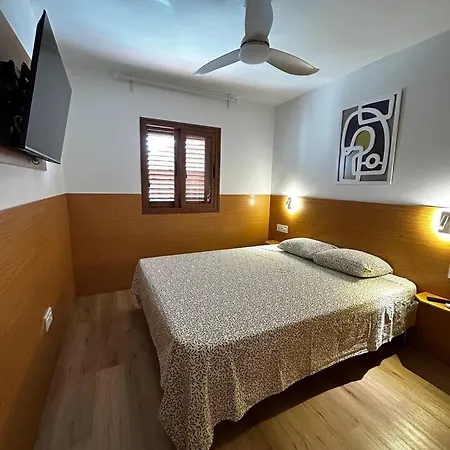 Modern Spacious 3 Bedroom In Playa Del Ingles Апартаменты *