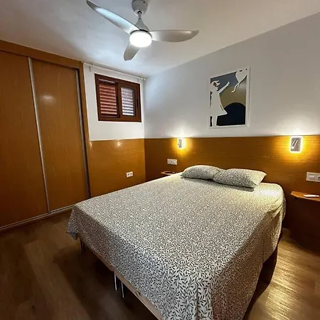 Апартаменты Modern Spacious 3 Bedroom In Playa Del Ingles Маспаломас